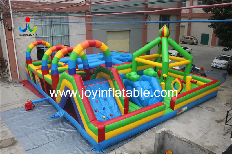 Inflatable Fun City Mix with Maze and Obstacle
