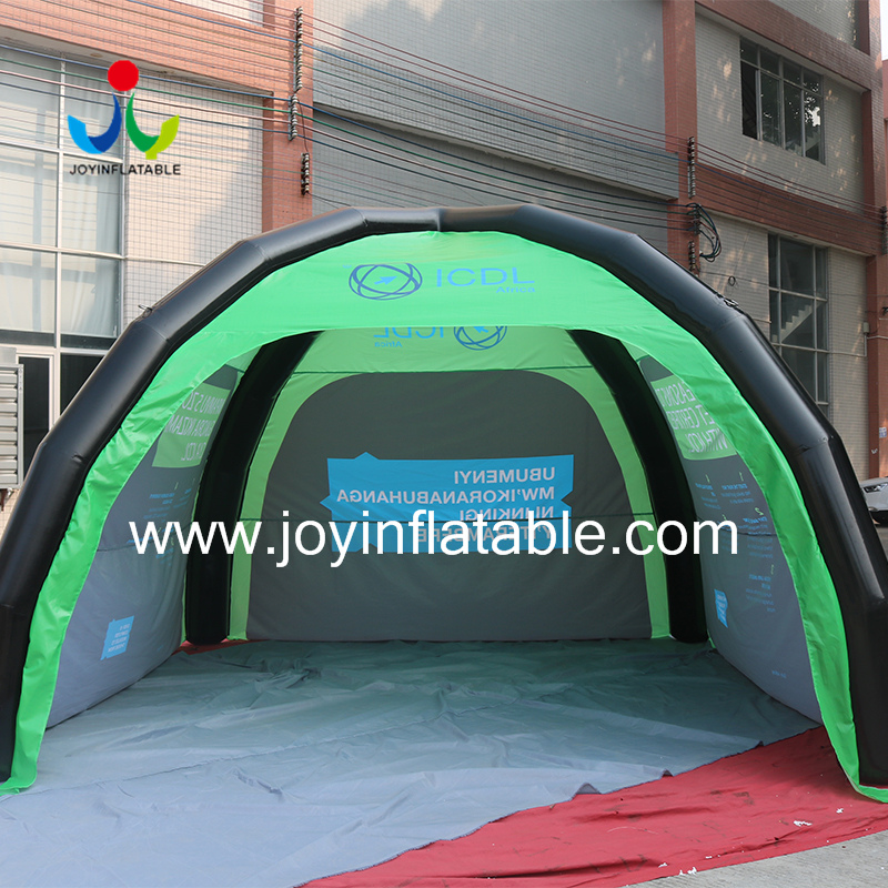 Рекламная надувная купольная палатка с навесом-пауком для мероприятий на открытом воздухе