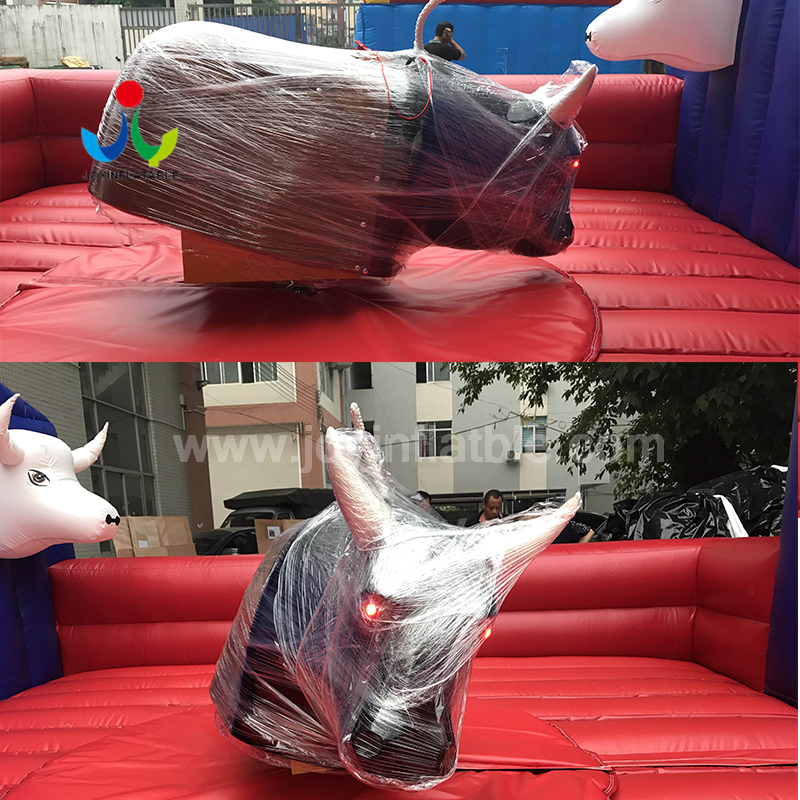 Rodéo gonflable de jeux de parc d'attractions équitation taureau mécanique à vendre