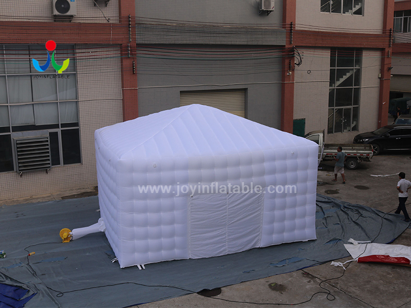 LED blanche extérieure allumant la tente gonflable de structure de chapiteau de cube de couture