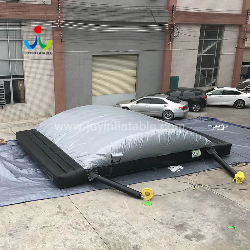 Inflatable Jumping Pit AirBag For Bicycle Extreme Sports Project