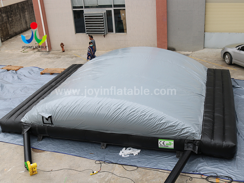 Inflatable Jumping Pit Air Bag  For Bicycle Extreme Sports Project  Video