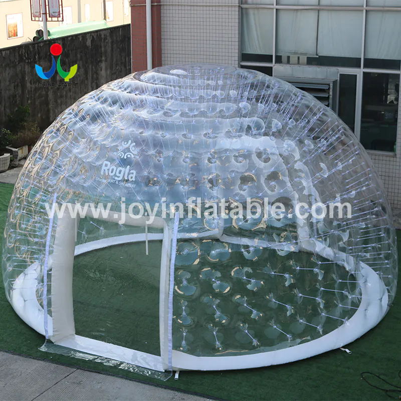 Transparent Inflatable Igloo For Catering On Terraces Of Restaurants