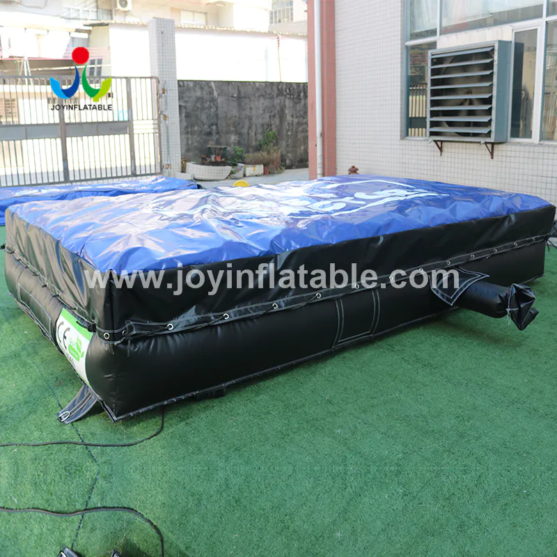 Small Blow Up Crash Mat For The Back Yard Trampoline Park