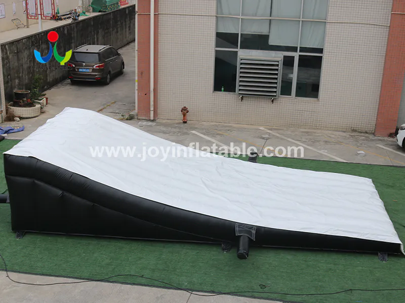 Inflatable Landing AirBag for Bike  Ski Jump Video