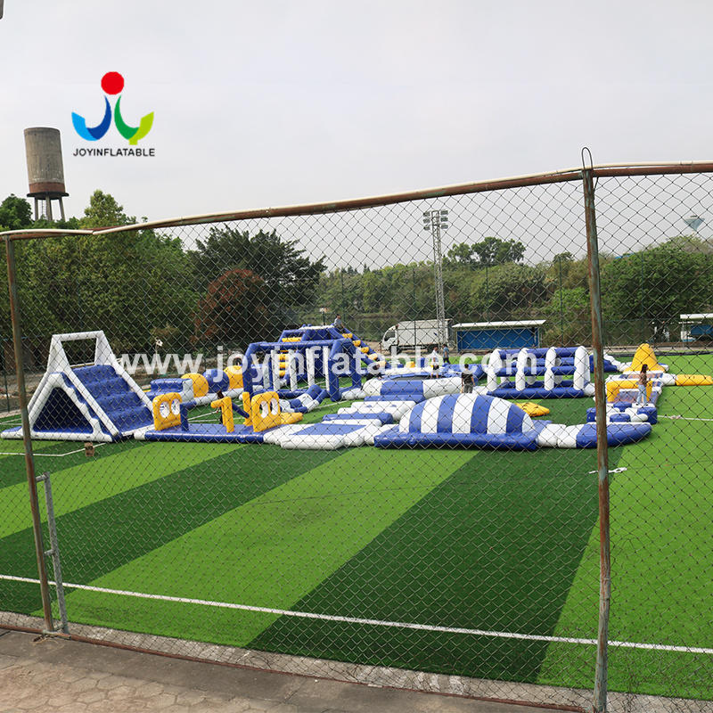 Giant Inflatable Trampoline Water Park