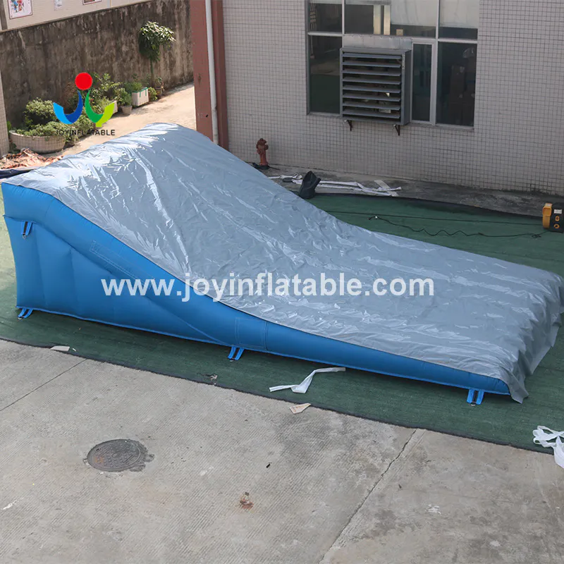 JOY Inflatable New bike jump airbag factory for sports