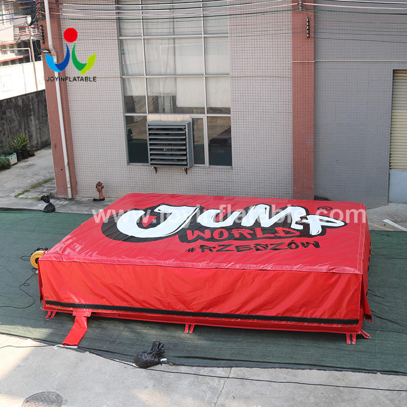 Trampoline Stunt Park Airbag Inflatable Landing AirBag With Pillars