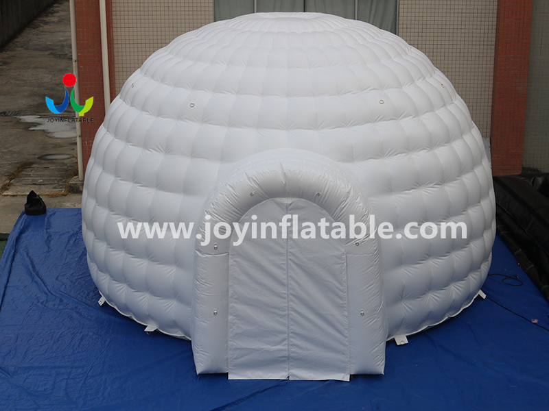 Видео структуры надувной купольной палатки Gonflable для мероприятий на открытом воздухе