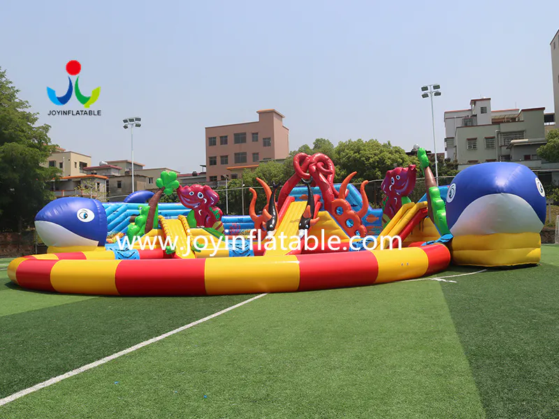 Mobile Land Inflatable Ground Water Park With Pool For Outdoor Video