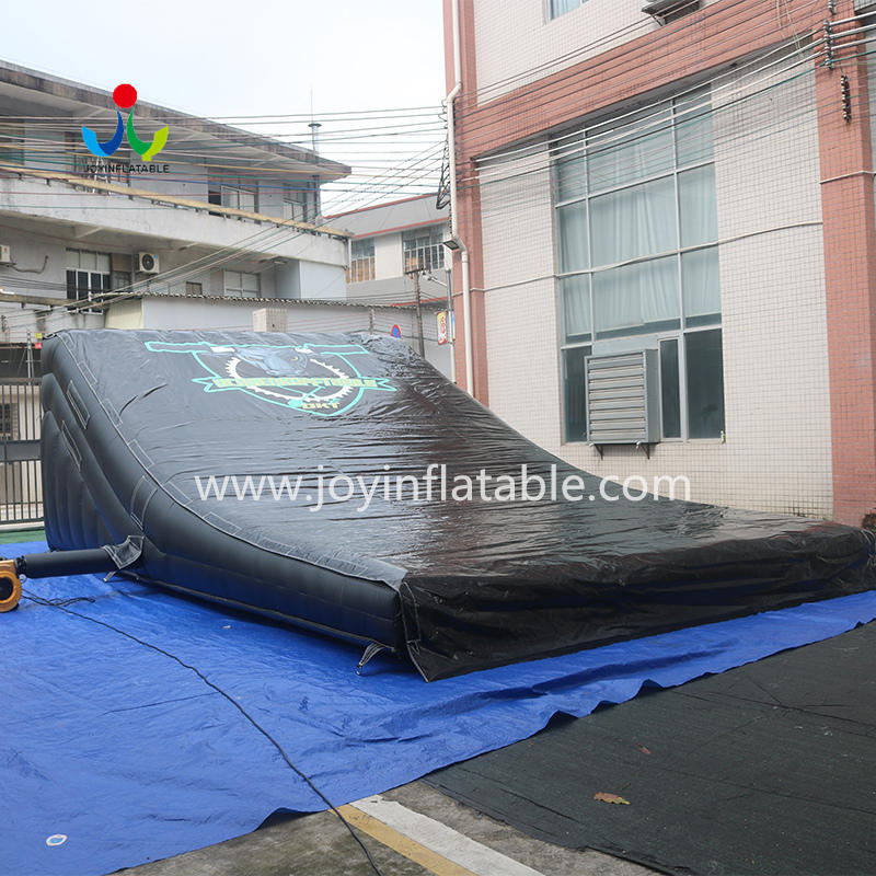 Customized Size Inflatable BMX / FMX Training Landing Airbag