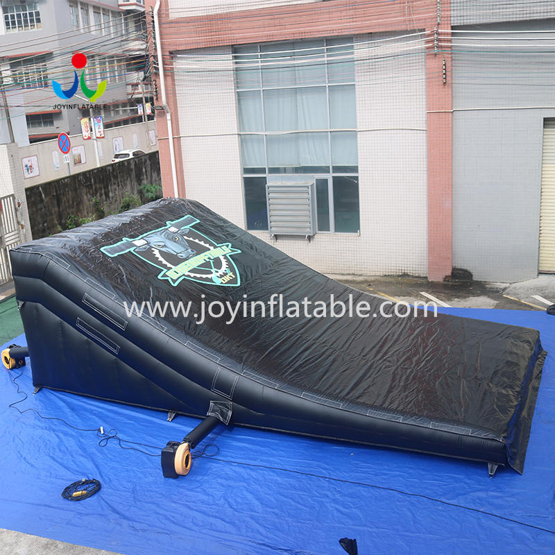 Customized Size Inflatable BMX / FMX Training Landing Airbag
