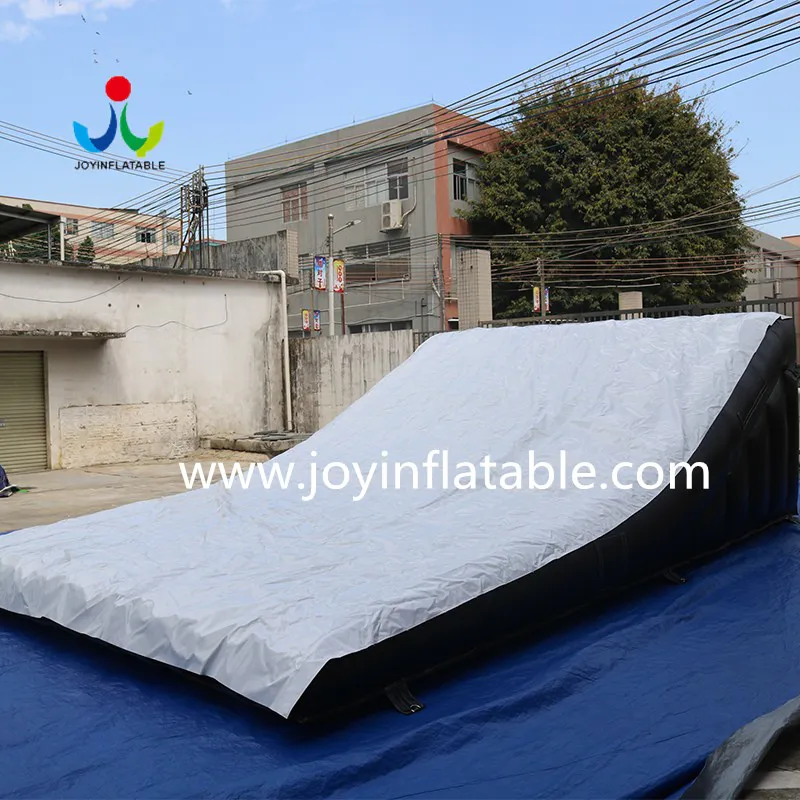 JOY Inflatable big airbag jump maker for outdoor