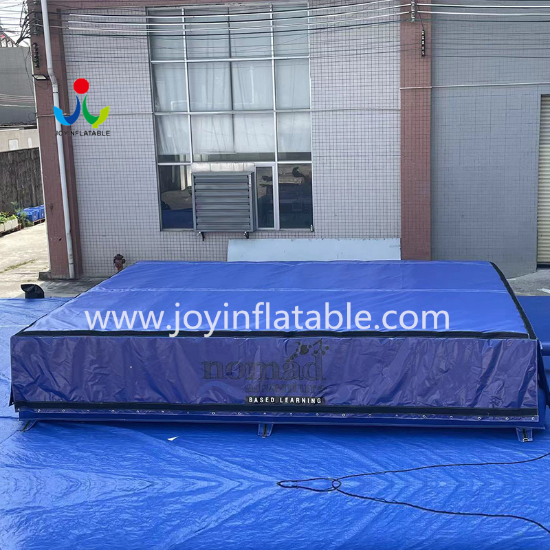 Airbag d'atterrissage de saut de cascade de style libre pour le parc de trampoline