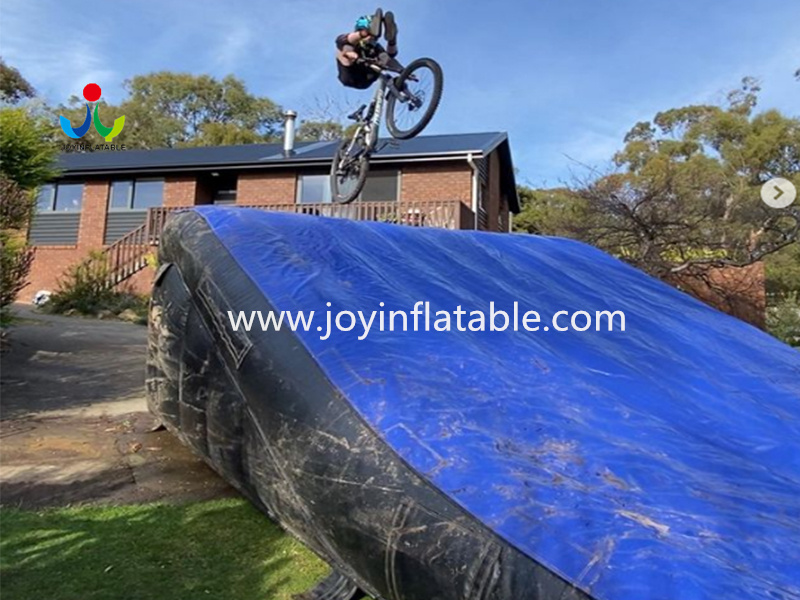 JOY Inflatable bmx airbag ramp supply for bike landing-3