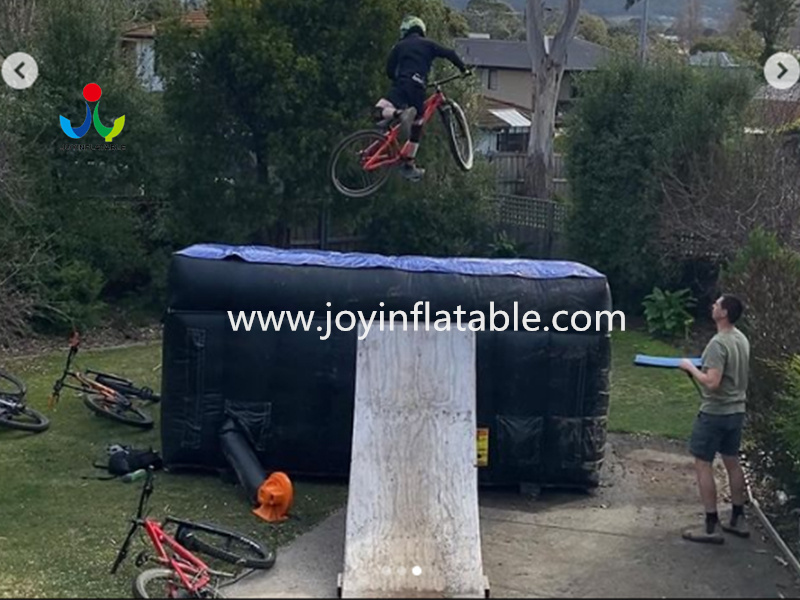 JOY Inflatable ramp airbag maker for bike landing-7