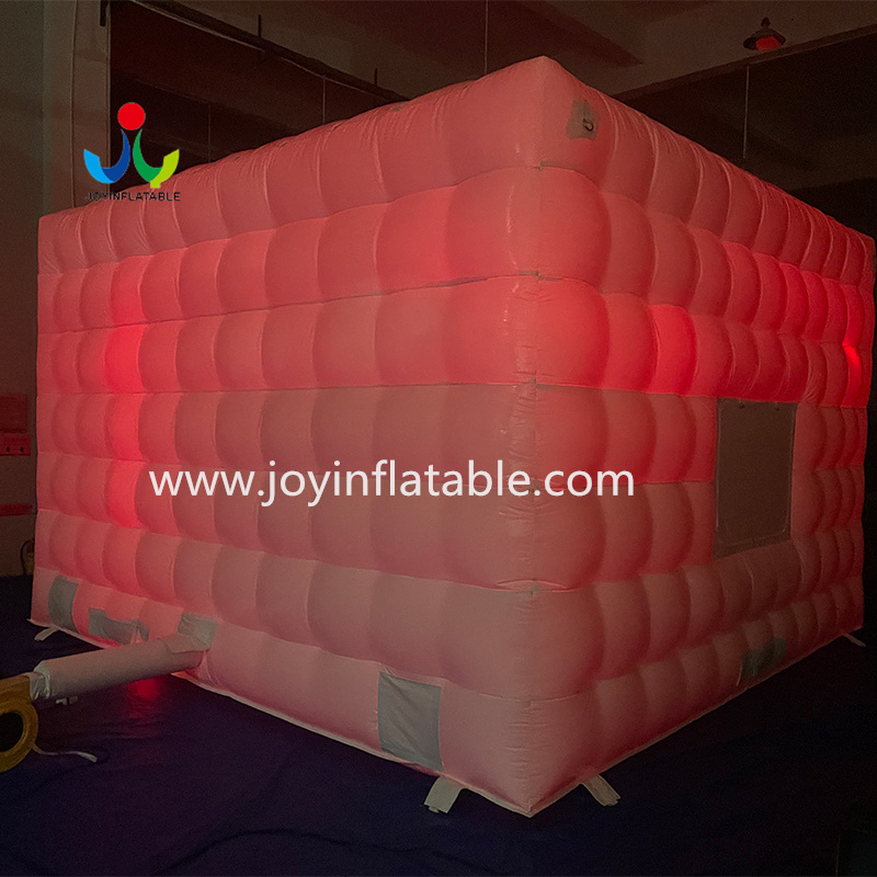 Светодиодное освещение Портативная надувная кубическая палатка для вечеринок