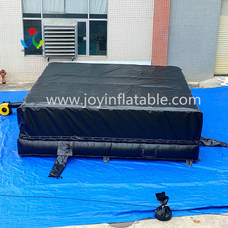 Inflatable Soft landing mattress For Safety Landing