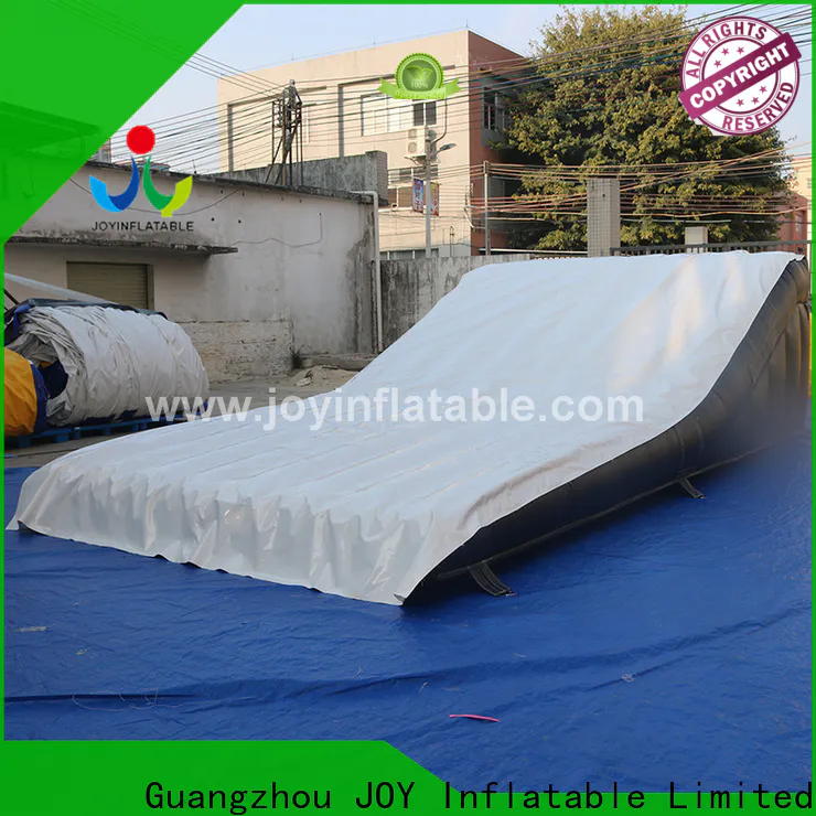 Custom made inflatable landing ramp vendor for outdoor