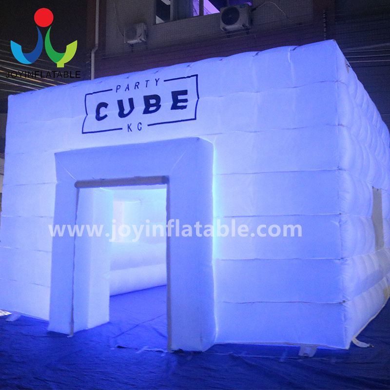Tente de discothèque gonflable d'arrière-cour avec lumière LED